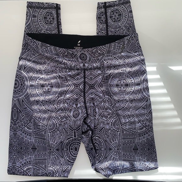 Do You Even Black and White Aztec Leggings - Picture 1 of 8